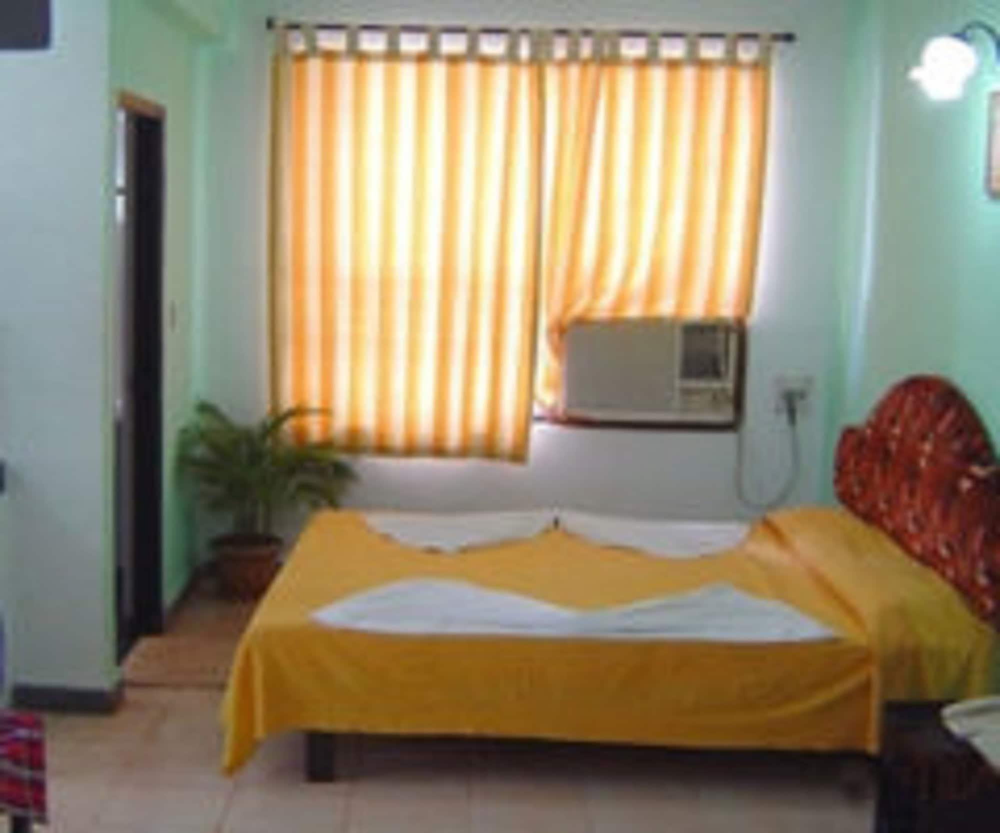 Alor Holiday Resort Calangute Esterno foto