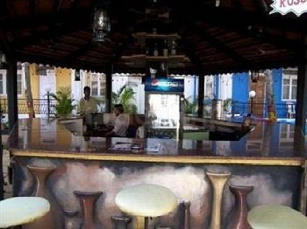 Alor Holiday Resort Calangute Esterno foto
