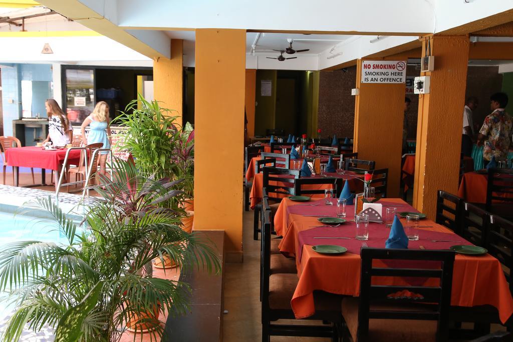 Alor Holiday Resort Calangute Esterno foto