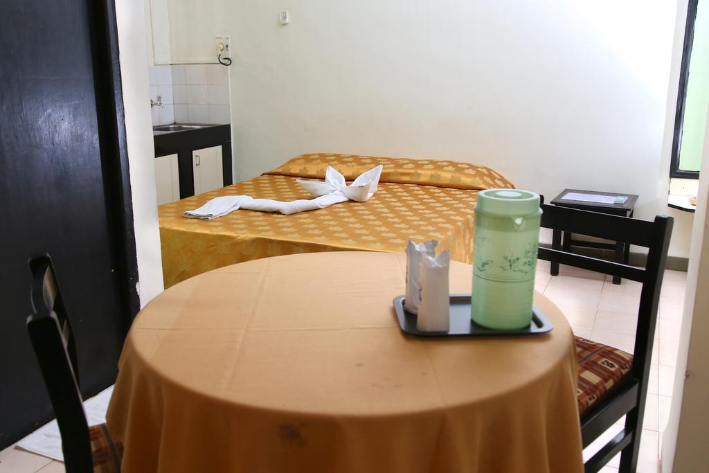 Alor Holiday Resort Calangute Esterno foto