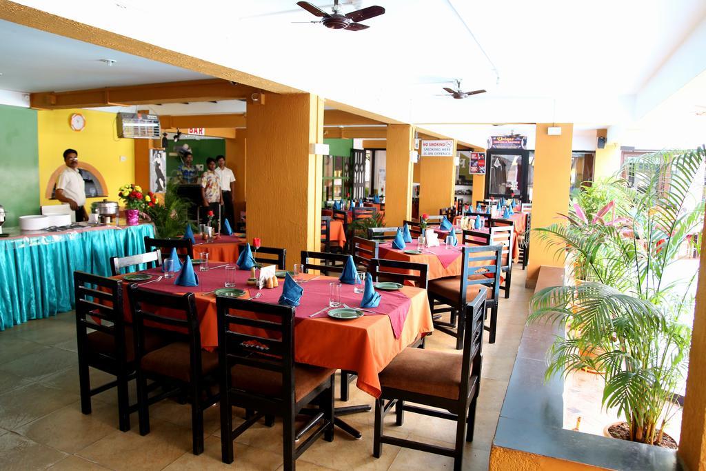 Alor Holiday Resort Calangute Esterno foto